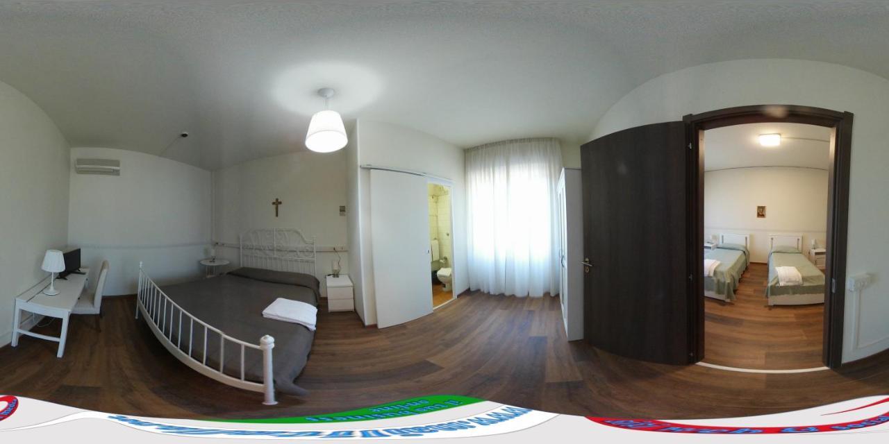 Casa Per Ferie Suore Domenicane Рим Екстериор снимка
