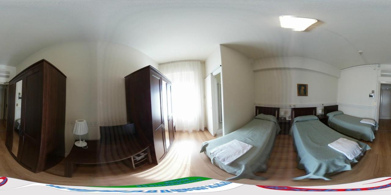 Casa Per Ferie Suore Domenicane Рим Екстериор снимка